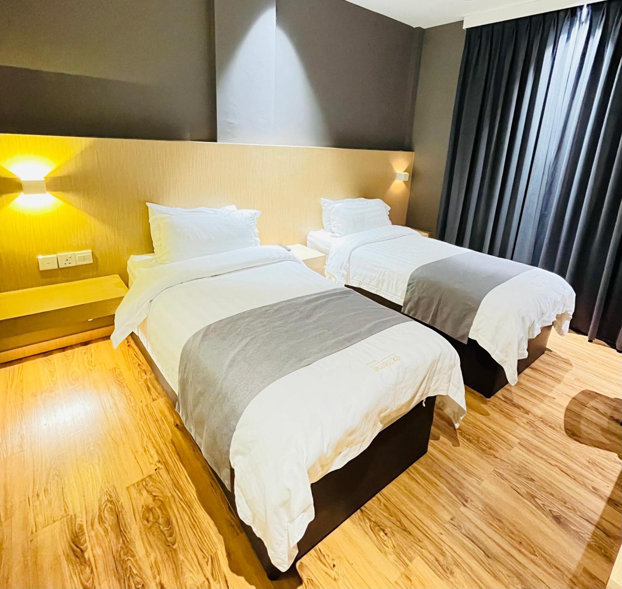 Extreme Boutique Hotel Kluang Bagian luar foto
