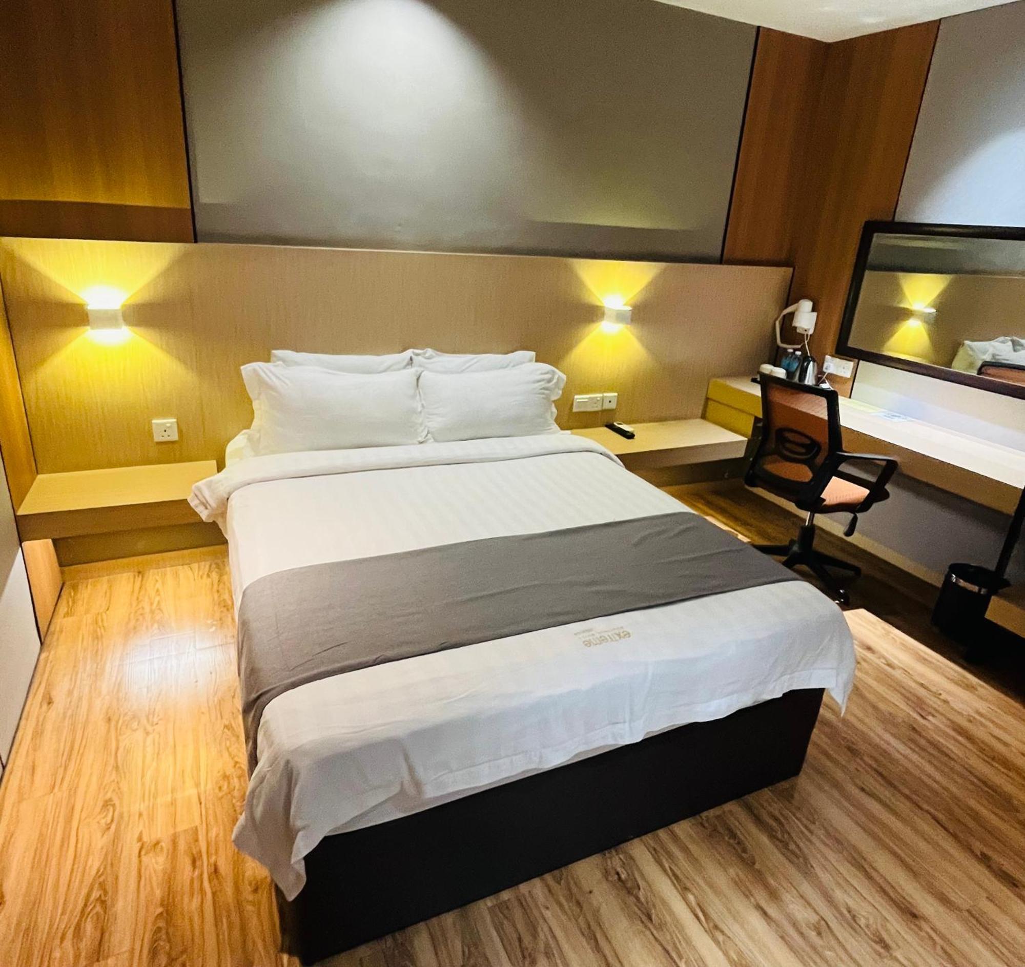 Extreme Boutique Hotel Kluang Bagian luar foto